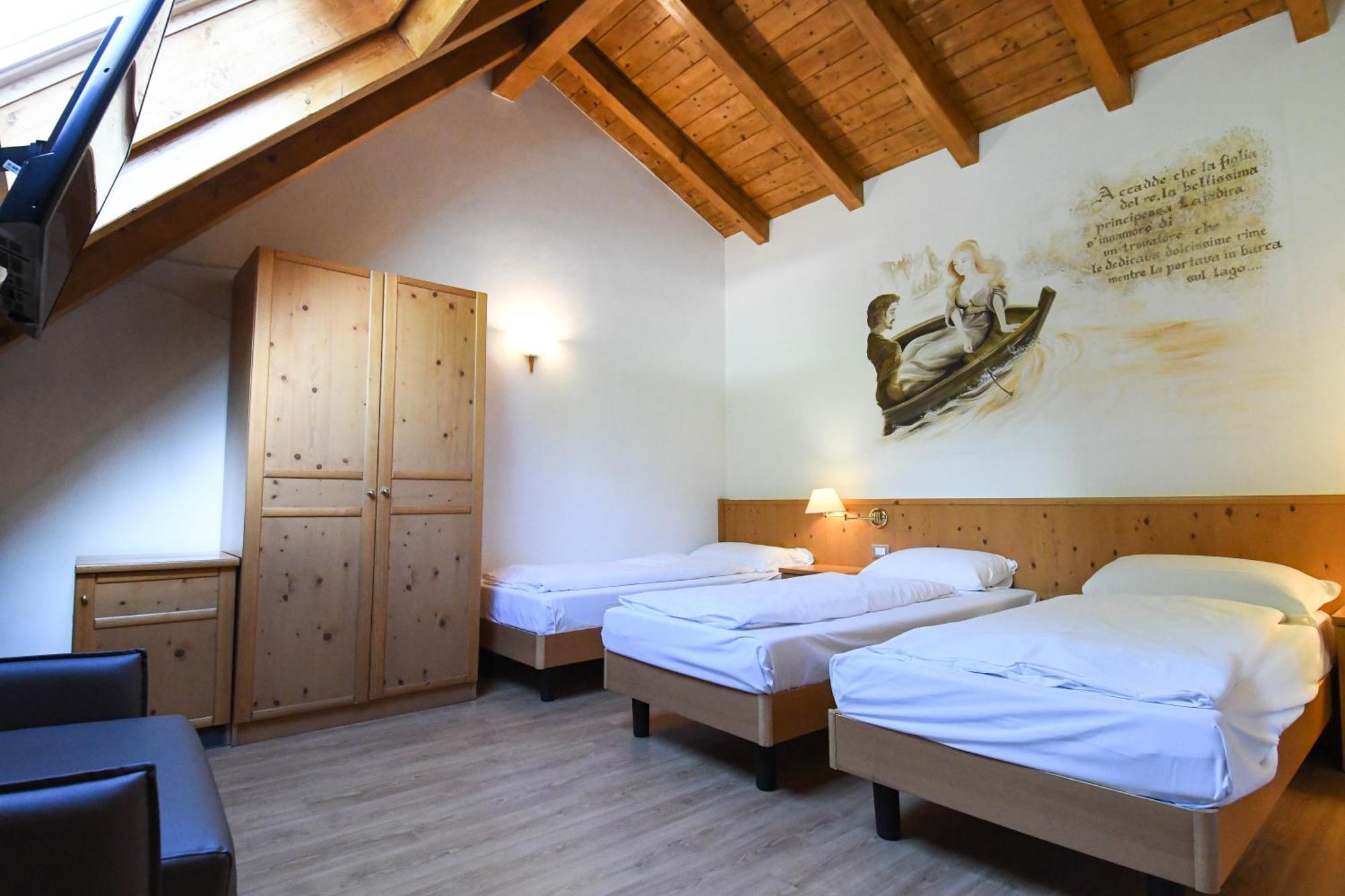 Hotel El Laresh Moena Esterno foto